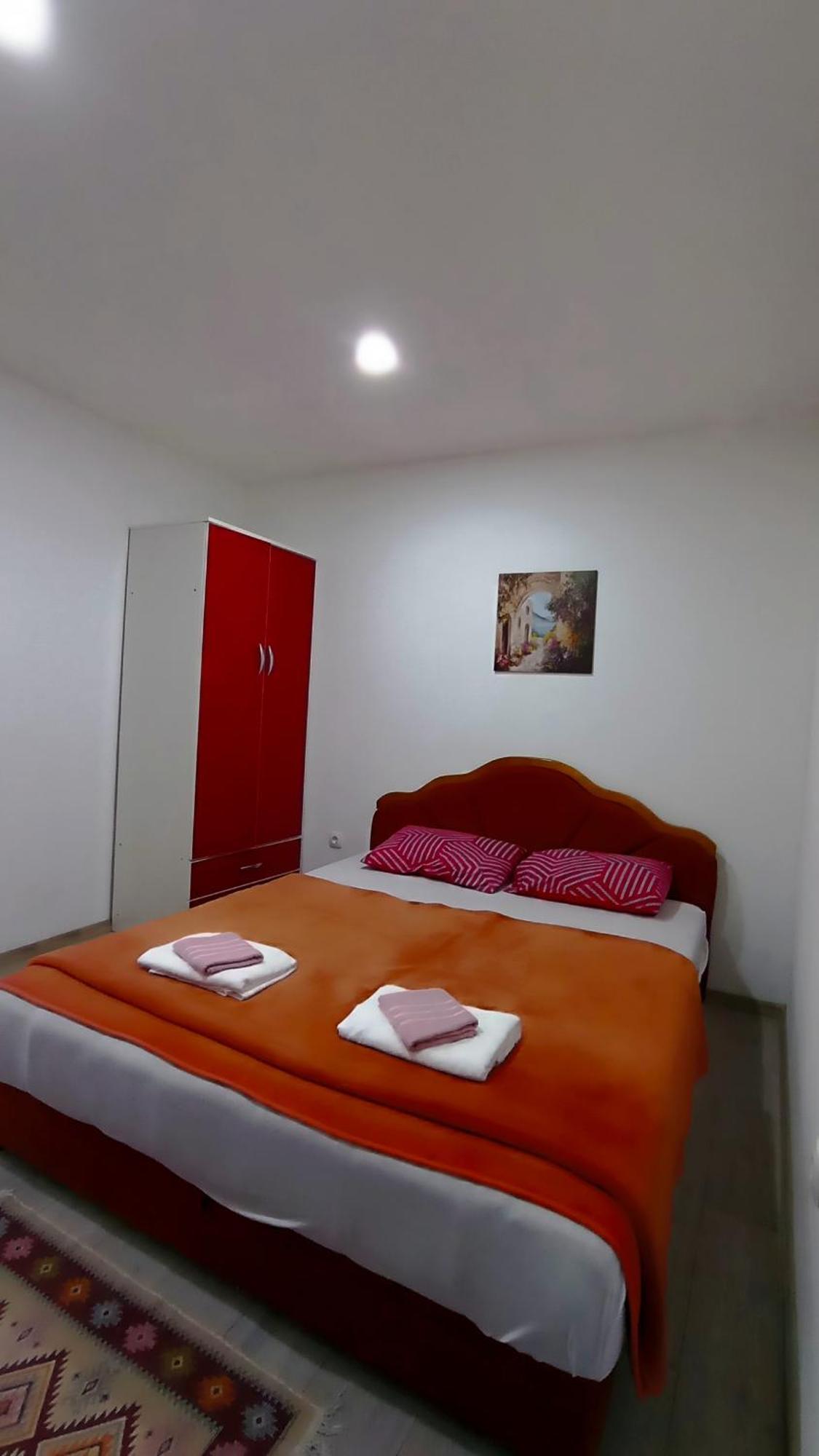 Apartman Orhan Мостар Экстерьер фото